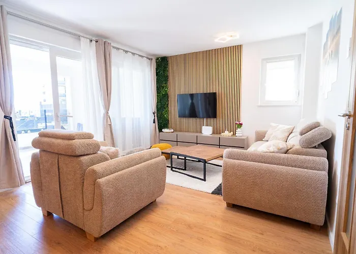 S5 By Belmont Realty Apartment *