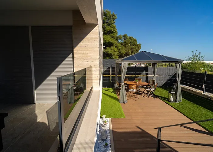 Apartment S5 By Belmont Realty *
