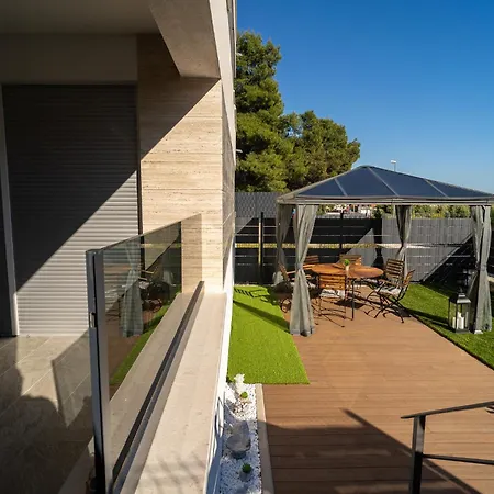 Apartment S5 By Belmont Realty *