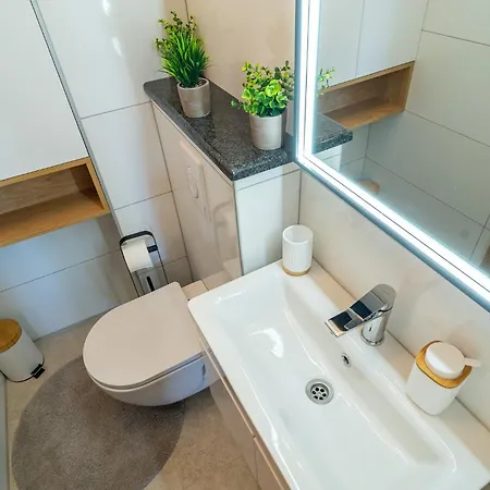 S5 By Belmont Realty Apartment